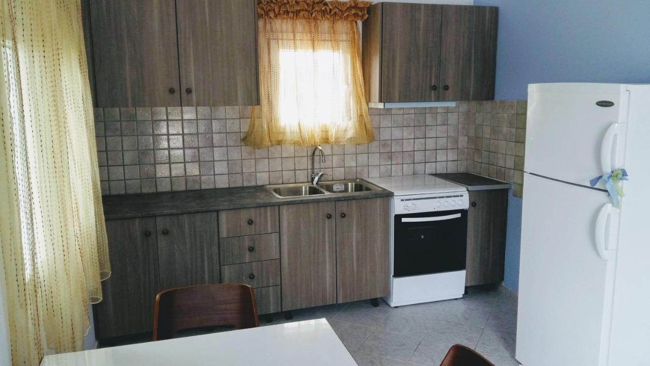 Natalia Appartement Lixouri Buitenkant foto