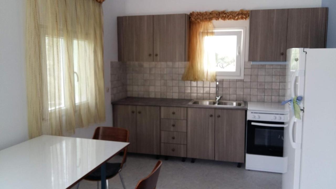 Natalia Appartement Lixouri Buitenkant foto